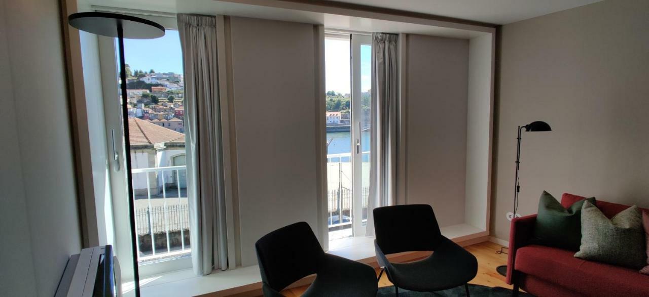 Oporto Serviced Apartments - Miragaia Esterno foto